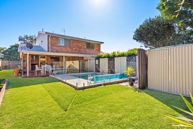 2/90 Christine Avenue, QLD 4220