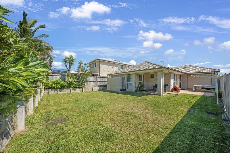 Coomera Suburb Profile