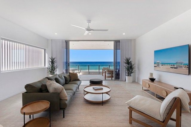 3/347 Golden Four Drive, QLD 4225