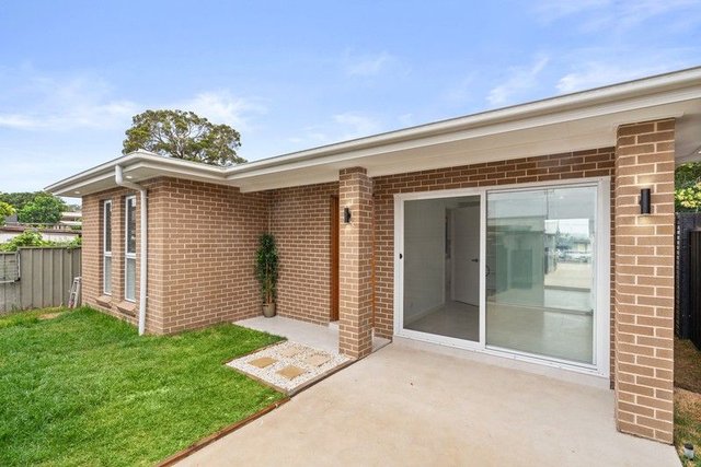 814 & 814A The Horsley Drive, NSW 2164