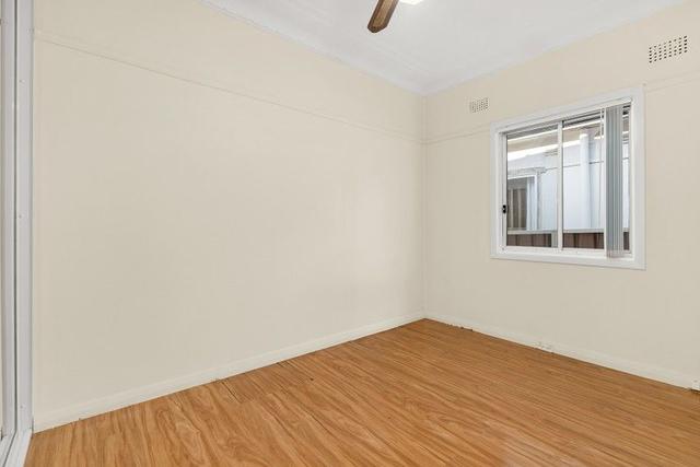 36 Glenview Avenue, NSW 2212