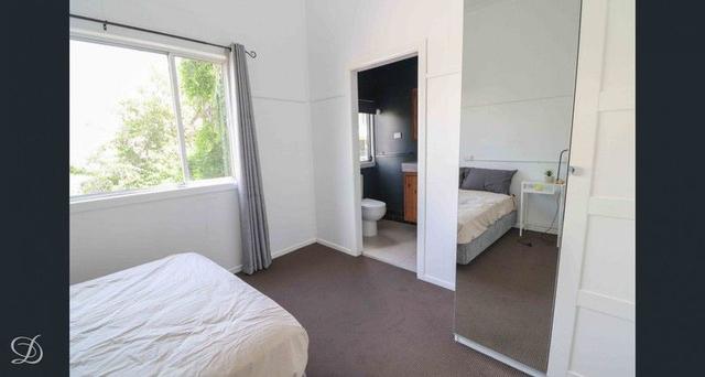 6 Glen Street (Room 3), QLD 4101