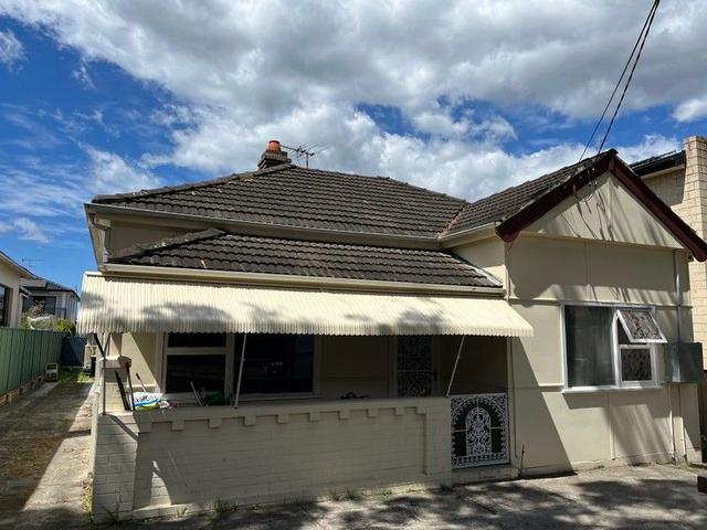 24 Balfour Street, NSW 2218