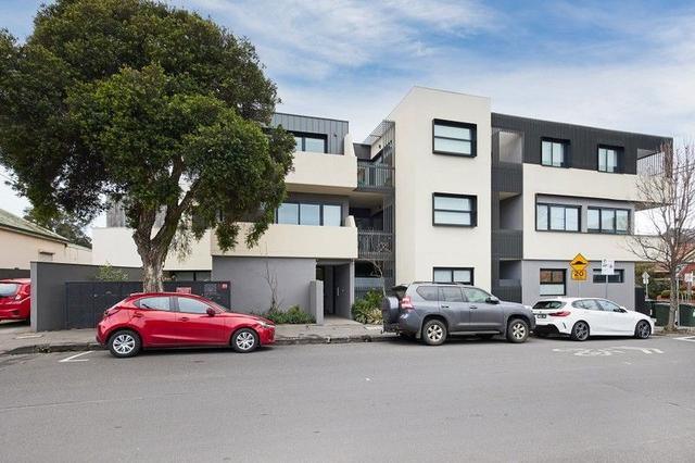 102/22 Upton Road, VIC 3181