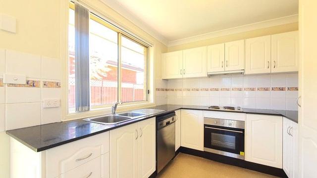 1/43 Brisbane Street, NSW 2760