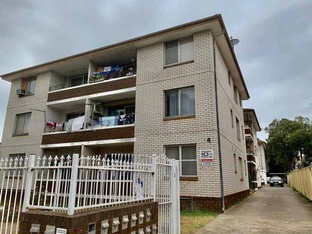 10/4 McBurney Road, NSW 2166