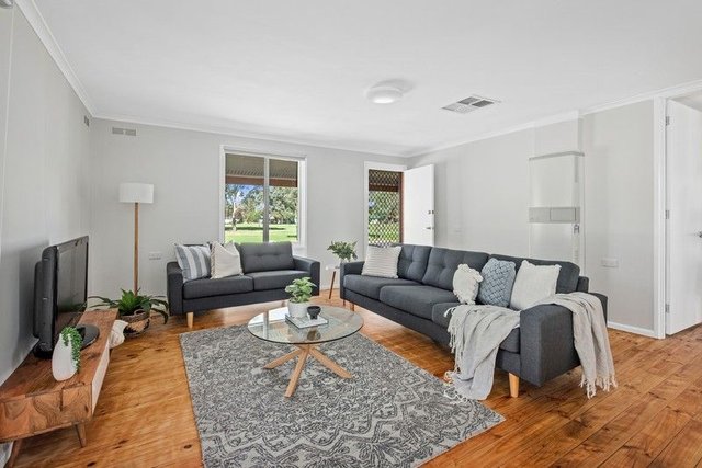 2 Gordon Street, NSW 2641