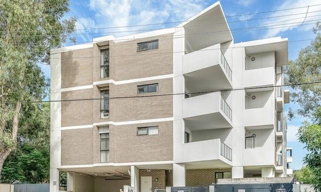 18/232 Targo Road, NSW 2146