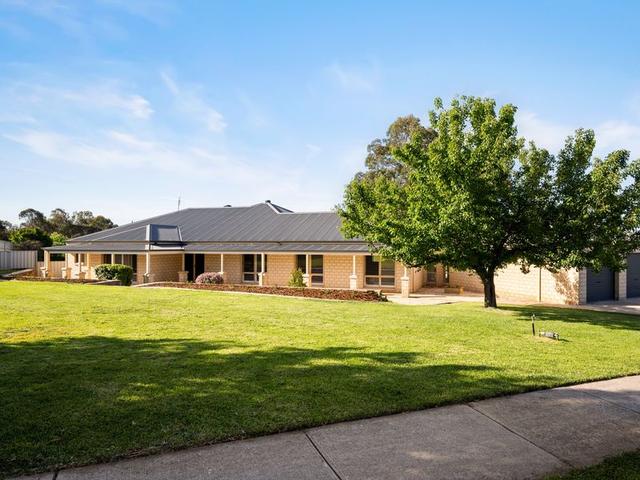 8 Carnoustie Avenue, VIC 3690