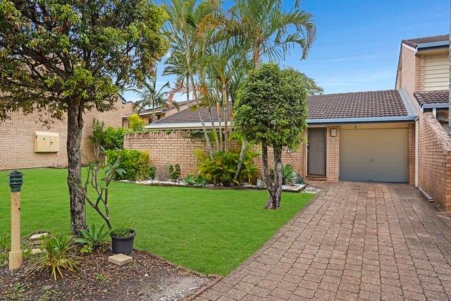 7/12 Shrike Court, QLD 4220