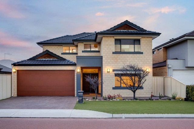 34 Blackbird Avenue, WA 6018