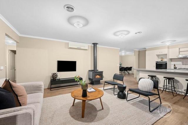 18 Curlew Drive, VIC 3757