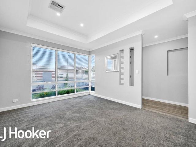 10 Schauss Road, WA 6034