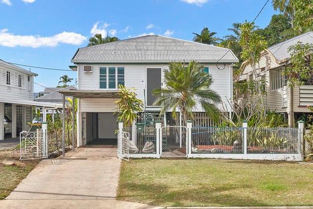 31 Smith Street, QLD 4870