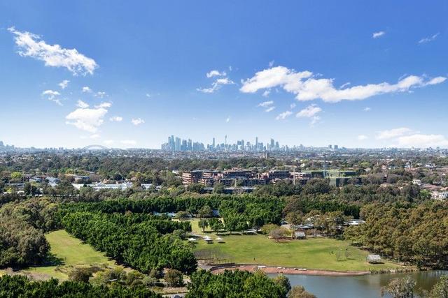 21602/2B Figtree Drive, NSW 2127