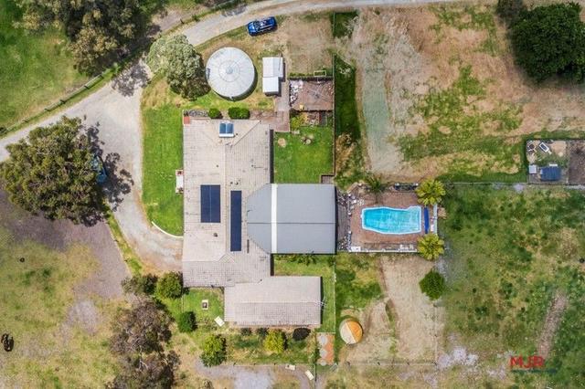 256 Hopkinson Road, WA 6122