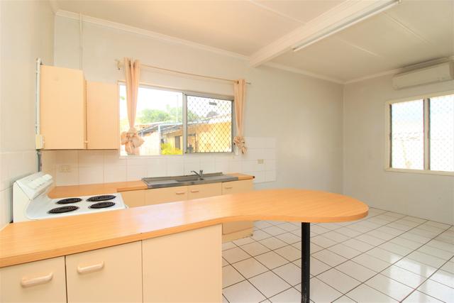 Unit 3/114 Webb St, QLD 4825
