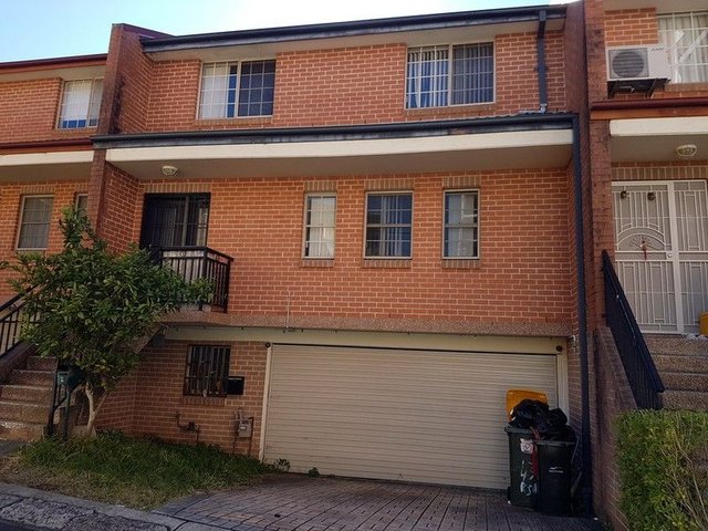 4/8 Dartbrook Road, NSW 2144