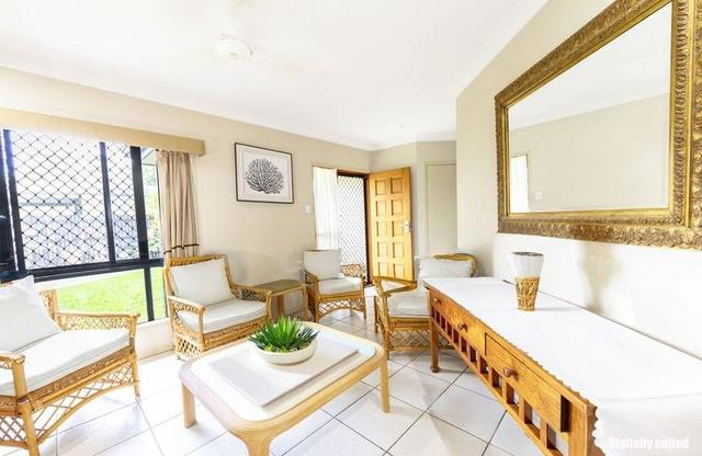 9 Hossack Court, QLD 4740