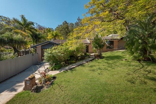 16 Constellation Crescent, QLD 4213