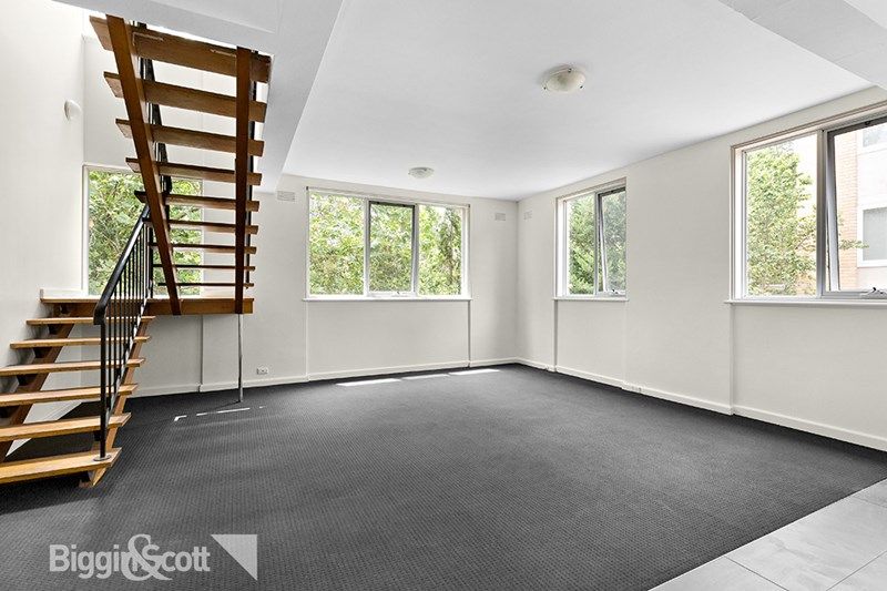 3 2 4 Warra Street Toorak Vic 3142 Apartment For Rent Allhomes