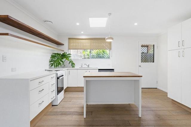 30 Seventh Avenue, QLD 4221