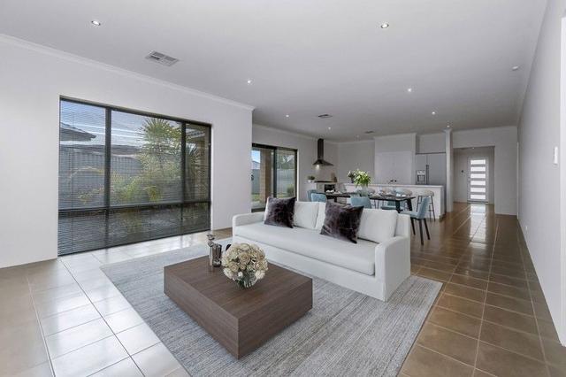 3 Emanuele Bend, WA 6112