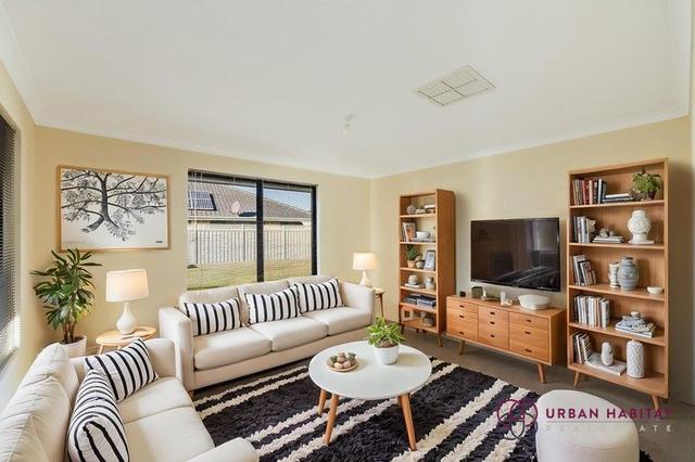 64 Beauchamp Loop, WA 6170