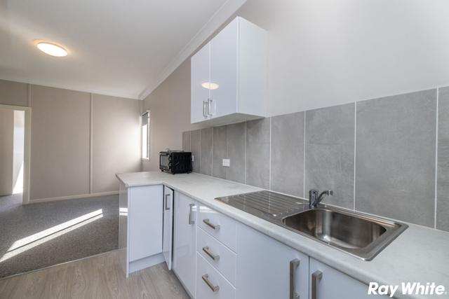 2/18 Macintosh Street, NSW 2428