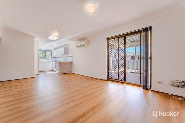 2/12 Peel Street, WA 6210