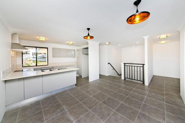 18a Pearl Parade, WA 6019