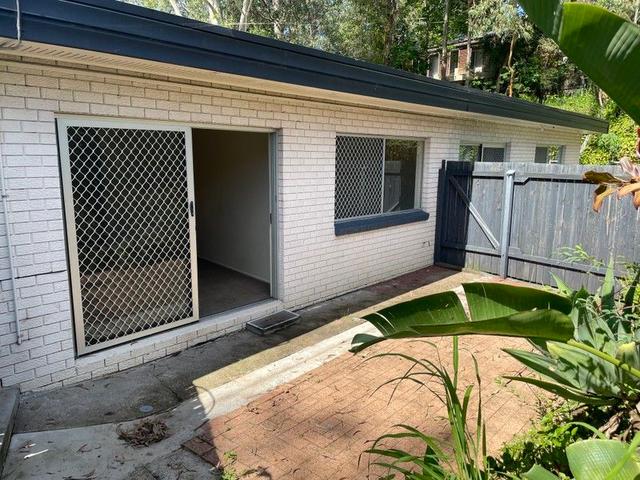 2/1 Bardon Esplanade, QLD 4065