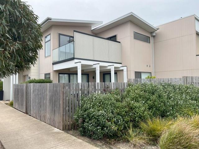 2/33 Hunter Avenue, VIC 3228