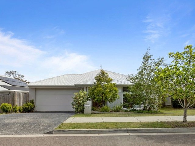 6 Challenger Way, QLD 4209