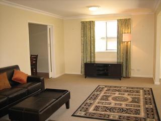 Lounge (2008-11-11)