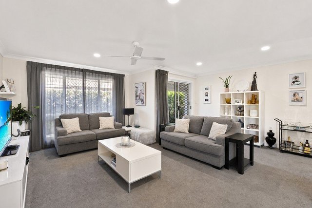 5 Balmoral Walk (Wanda Court), NSW 2486
