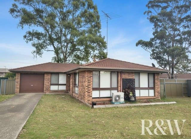 10 Magyar Place, NSW 2761