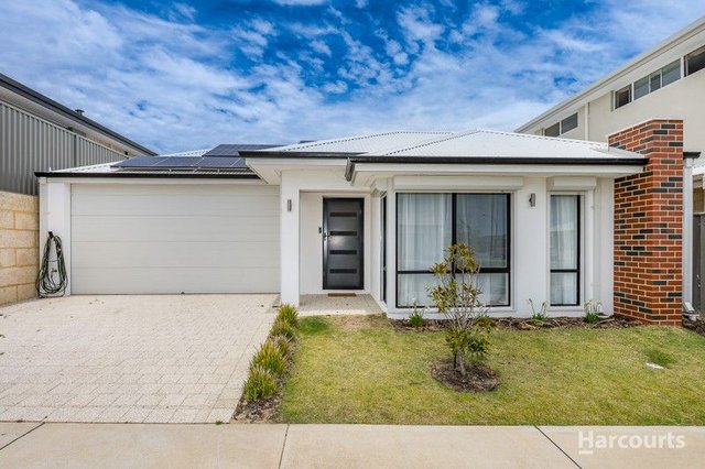 66 Broadside Avenue, WA 6034