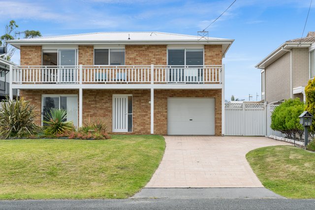 50 Hollywood Ave, NSW 2539