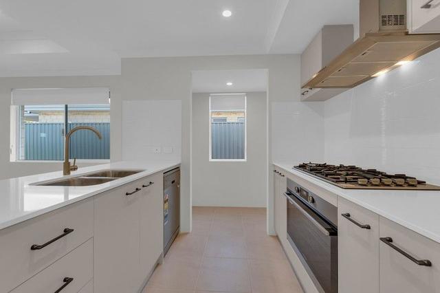 13 Chorley Way, WA 6170