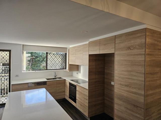 2/29 Victoria Street, QLD 4011