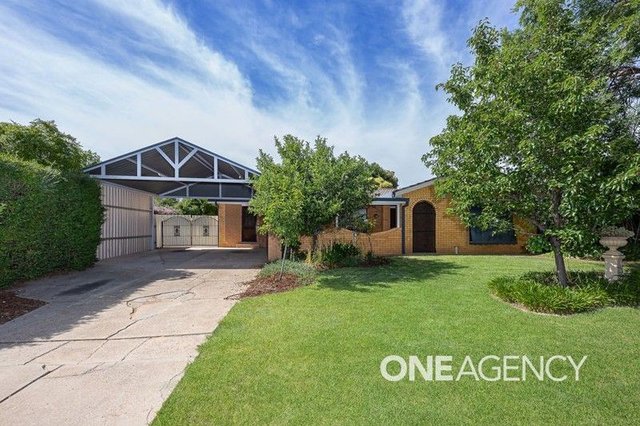 2 Melkin Avenue, NSW 2650