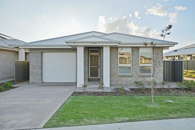 Lot 14/35 Magenta Circuit, NSW 2830