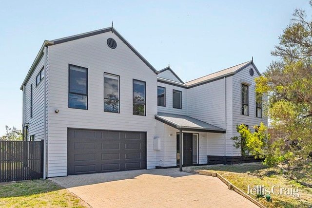 5 Pericles Court, VIC 3943