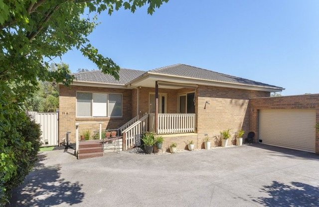 11a Esther Crescent, VIC 3138