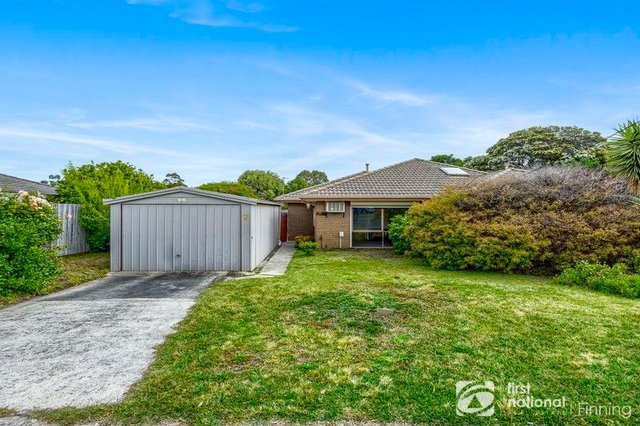 2/28 Duff Street, VIC 3977