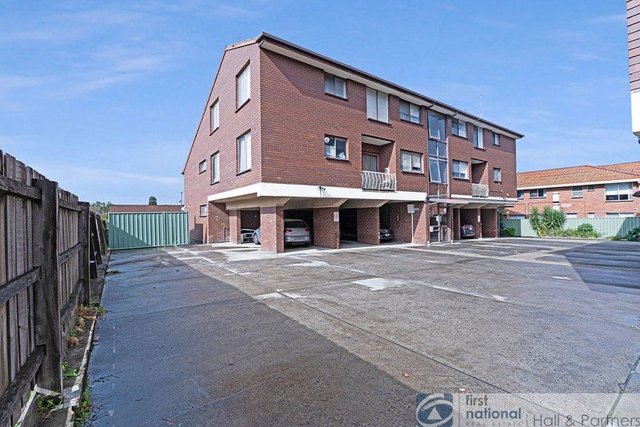 11/60-62 Cleeland  Street, VIC 3175