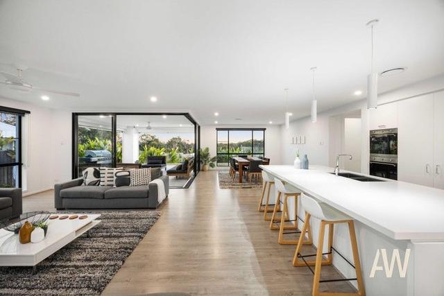 4 Lily Place, QLD 4573