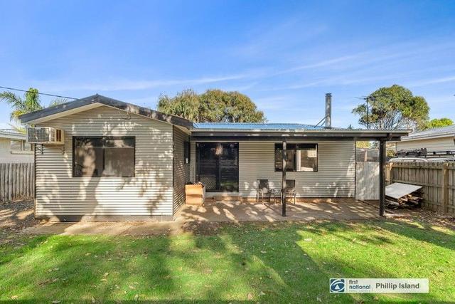 11 Phillip Island Road, VIC 3922