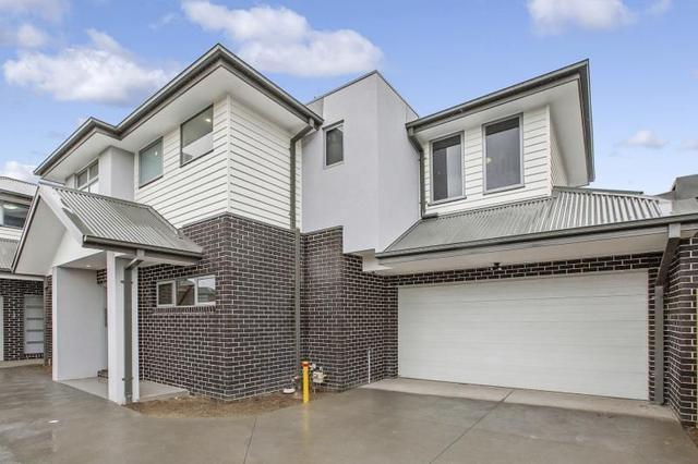 2/26 Castley Crescent, VIC 3019